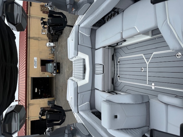 2025 Nautique G23 Icon